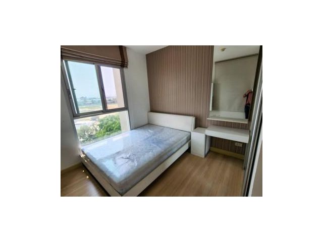 ขายคอนโด The Parkland Lakeside Srinakarin
