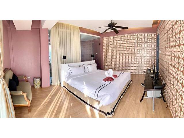 For Rent : Patong, Seafront  Apartment, Studio