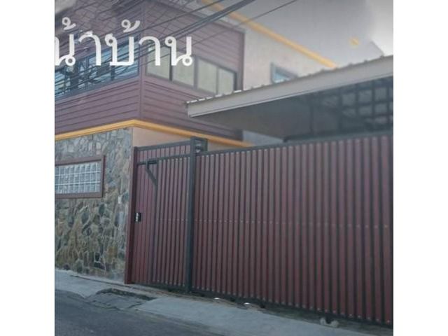 ขายทาวน์เฮ้าส์ 2 ชั้น ย่านโชคชัย 4