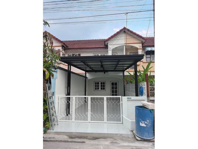 ขายทาวน์เฮาส์ 2 ชั้น #หมู่บ้านณัฐวรรณ ถนนเมน รีโนเวทใหม่ พร้อมอยู่ ซอยตรงข้ามทางไปกรมขนส่งทางบกเขตพื้นที่ 4 (หนองจอก)