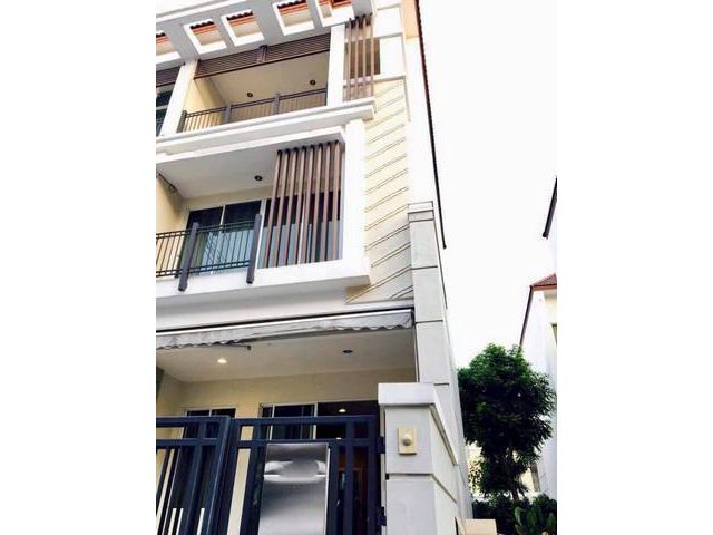 ให้เช่าบ้านกลางเมือง Urbanion เกษตรนวมินทร์ 2