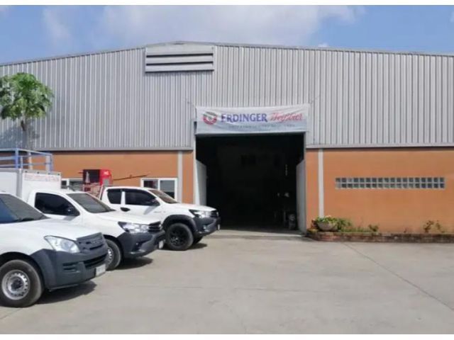 PK157ขาย โรงงาน,Warehouse พร้อมอาคารพาณิชย์ 3 ชั้น พร้อมห้องเย็นพื้นที่ 100 ตรม. กรุงเทพกรีฑา พื้นที่ 1 ไร่ ราคาพิเศษ