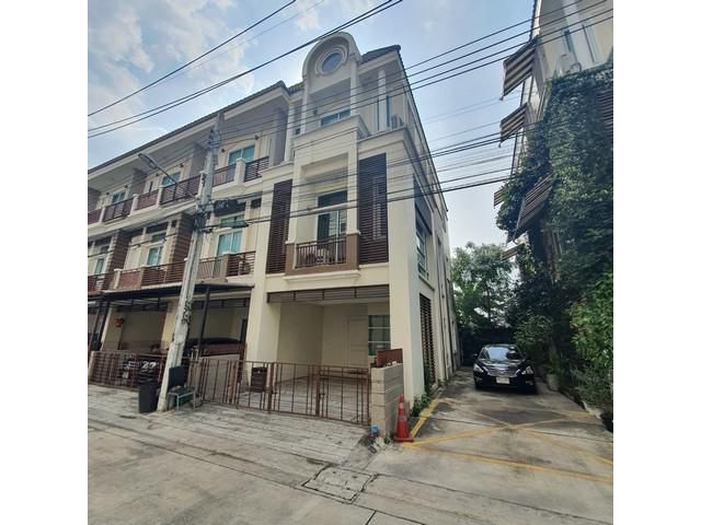 PDD02 ให้เช่าทาวน์โฮม Premium place สุคนธสวัสดิ์38 เลียบด่วน สุคนธสวัสดิ์ เกษตร -นวมินทร์ หลังมุม ใกล้เลียบด่วน ใกล้สมบั