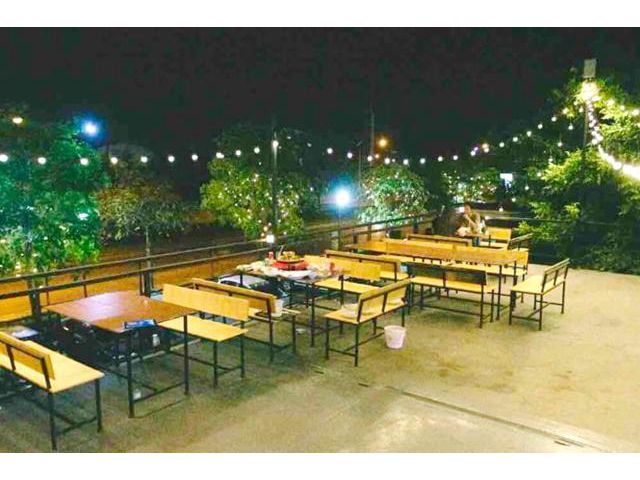 เจ้าคุณทหาร ร้านอาหาร สุวรรณภูมิ  100คัน 200 ตรม.