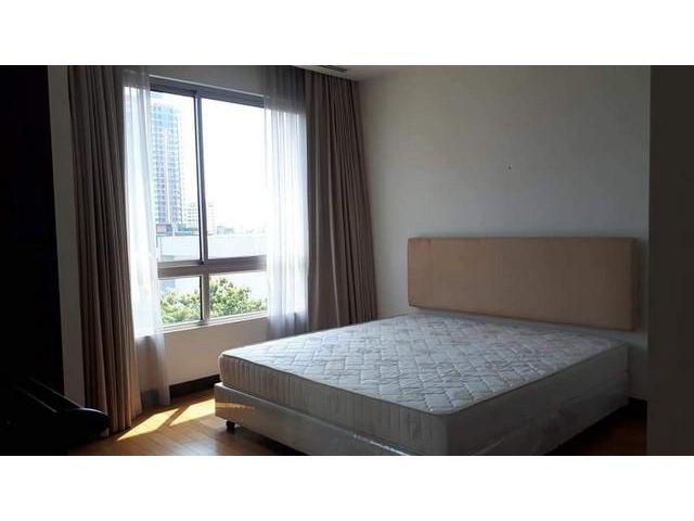 ให้เช่าคอนโด The Lofts Yennakart  2 ห้องนอน