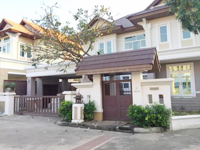 ติดทะเลสาป 2ชั้น 90 ตรวบางนา บ้าน Pool Villa