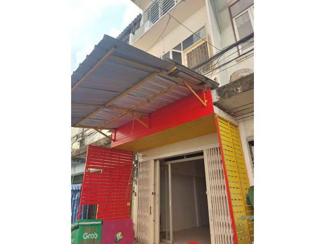รหัสทรัพย์ P6314 ให้เช่าตึกแถว 3 ชั้น ซอยสุขุมวิท 22 ย่านพร้อมพงษ์ อโศก