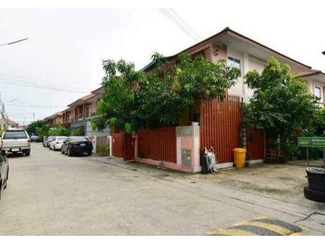 ด่วนถูกสุด บ้านหลังริม ไอลีฟ​ ทาวน์1 ประชาอุทิศ90