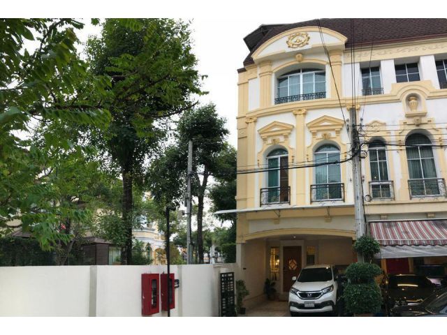 HR1027 ให้เช่าทาวน์โฮม 3.5ชั้น บ้านกลางกรุง แกรนด์เวียนนา พระราม3