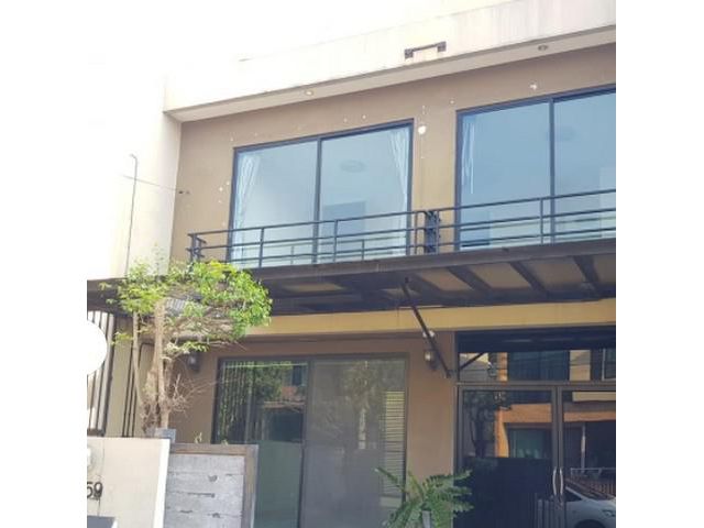 ให้เช่าทาวน์โฮม2ชั้น หมู่บ้าน urbano รามคำแหง 94