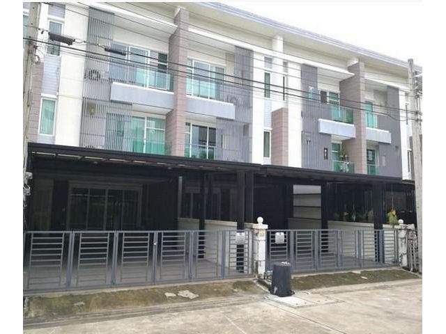 ให้เช่าทาวน์โฮม 3ชั้น ทาวน์อเวนิว ศรีนครินทร์