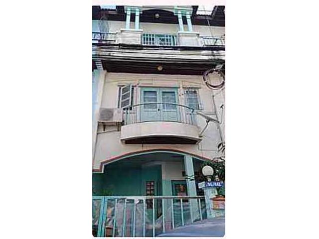 ทาวน์โฮม ม.ร่มไทร บางบอน เนื้อที่ 18.3 ตาราตางวา