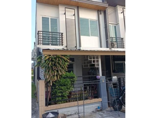 ขายทาวน์โฮม2ชั้นแปลงมุม กัสโต้ พหลโยธิน 48