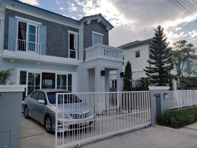 BH1471 ให้เช่าบ้านแฝด หมู่บ้าน Anya บางนา - ราม2