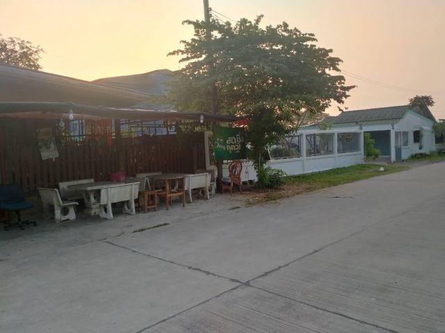 ขายบ้านพร้อมที่ดิน 212 ตรว. ติดถนนซอยสุวินทวงศ์ 36 ใกล้ถนนเส้นสุวินทวงศ์ 304 - 350 เมตร แสนแสบ กรุงเทพฯ