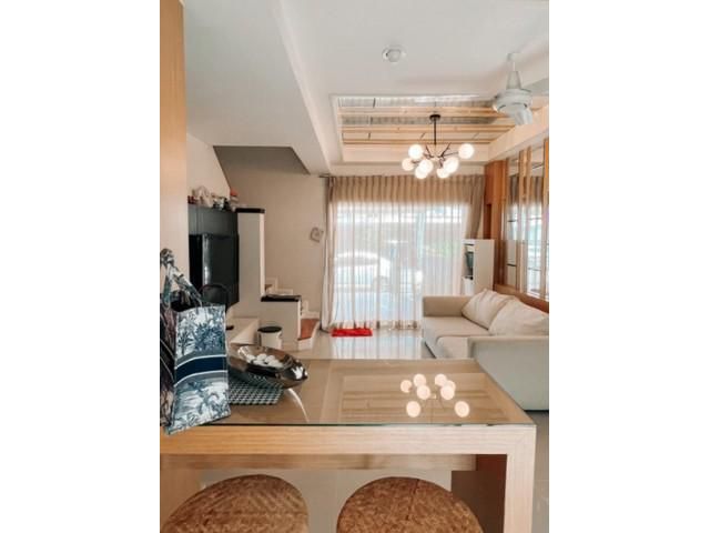 ให้เช่า-ขายทาวน์โฮม 3 ชั้น เดอะเมทโทร พระราม9