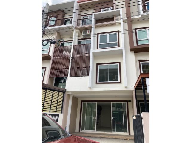 BH1479 ให้เช่าทาวน์โฮม 4ชั้น โครงการปรัชญา บิสโฮม
