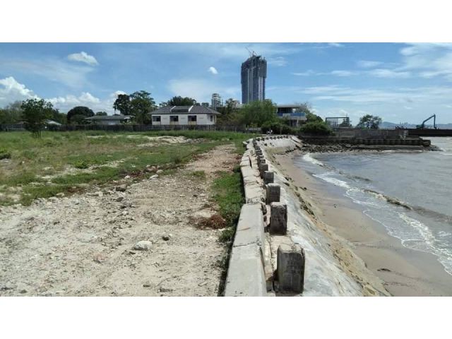 ขายที่ดินติดทะเลหาดวอนนภา 3-2-71ไร่ เหมา 180ล้าน ต.แสนสุข อ.เมือง จ.ชลบุรี