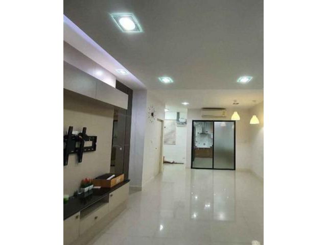 ให้เช่าทาวน์โฮม3ชั้น บ้านกลางเมืองนวมินทร์ 42