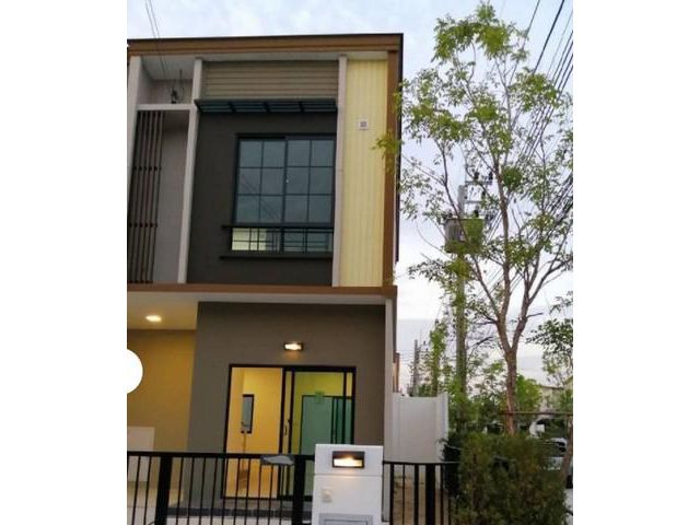 ให้เช่าทาวน์โฮม2ชั้น คอนเนค สุวรรณภูมิ กิ่งแก้ว