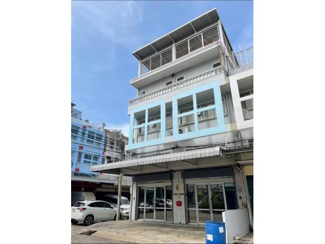 ให้เช่าอาคารพาณิชย์ 2คูหา 3.5ชั้น ถนนพระราม3