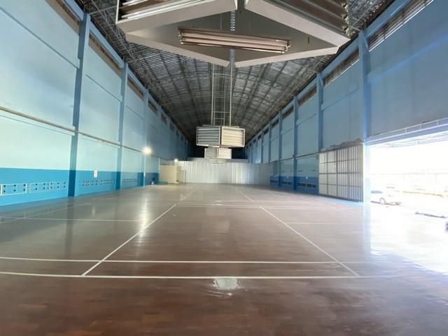 ให้เช่าโกดังขนาด 810ตารางเมตร ถนนสายไหม