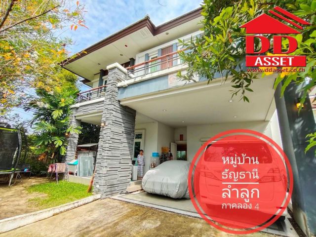 บ้านเดี่ยวหมู่บ้าน ธัญธานี ลำลูกกาคลอง4 อยู่ในสนามกอล์ฟธัญญะธานี ติดถนน ลำลูกกา