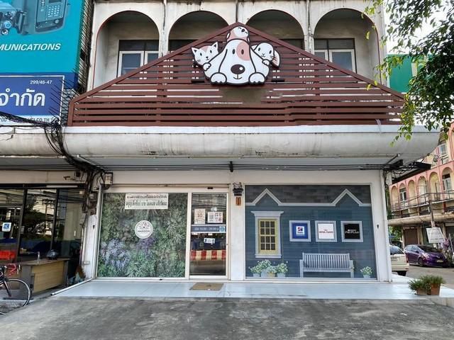 ให้เช่าอาคารพาณิชย์ 2 คูหา หลังมุม ย่านแจ้งวัฒนะ