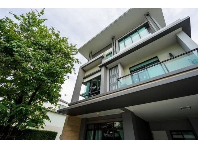 ขายบ้านเดี่ยว3ชั้นนาราสิริ โทเพียรี่ นวมินทร์