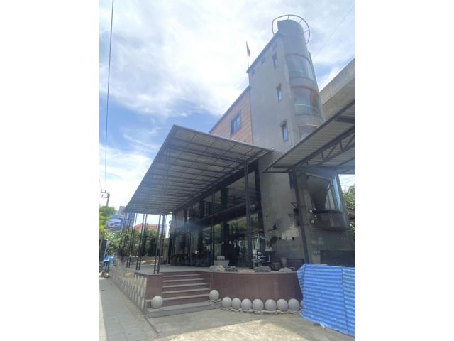 ขายอาคารพาณิชย์4ชั้นติดถนนพระราม9 ตรงข้ามเดอะไนน์