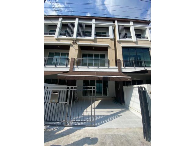 ขายทาวน์โฮม3ชั้นบ้านกลางเมืองเกษตร – นวมินทร์