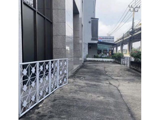 ให้เช่า​ พื้นที่ริมถนนบรมราชชนนี 53-55 ตลิ่งชัน​ กรุงเทพ​