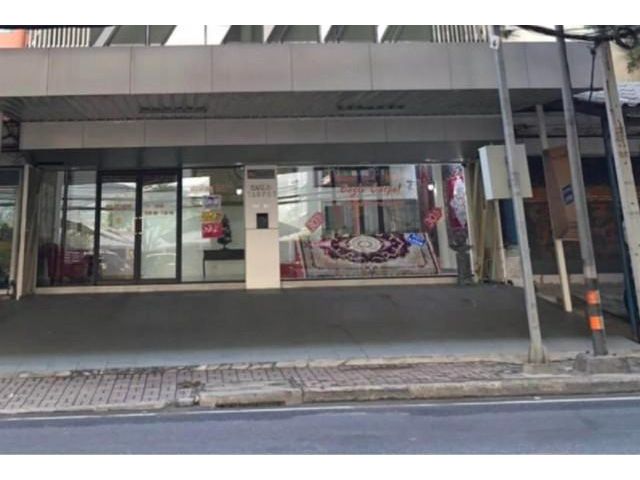 ให้เช่าอาคารชั้นล่าง2คูหาย่านศรีนครินทร์