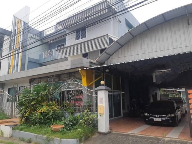 EPL-HS0429 ขายสำนักงาน 3 ชั้น  รามคำแหง 118