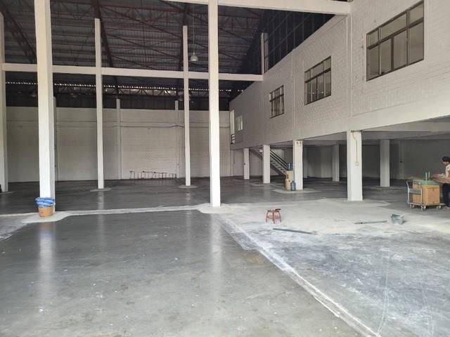 ให้เช่าโกดังย่านสุขุมวิท อุดมสุข 1,200 ตร.ม.