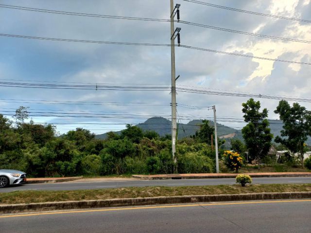 ขายที่ดิน ติดถนนใหญ่หัวหิน