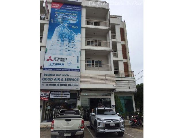 ให้เช่าอาคา 4 ชั้น 2 คูหา ติดถนนรามคำแหง มีนบุรี