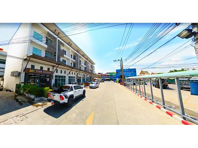 จอดรถมากBTS-ปากน้ำพระสมุทร​เจดีย์ ค้าขาย 3.5ชั้น