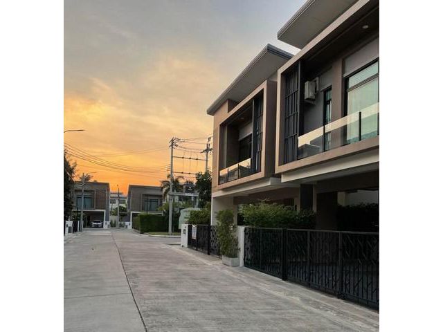ให้เช่าบ้านแฝด2ชั้นย่านบางใหญ่ กันตนา