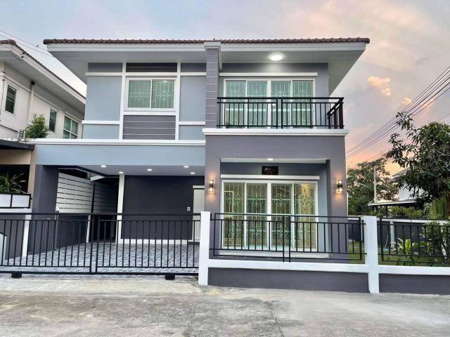 มาแล้วววบ้านเดี่ยว 2 ชั้น #หมู่บ้านคุณาสิริ หลังมุม มีพื้นที่จัดสวนข้างบ้านธรรมชาติสุด ๆ มีระเบียงสูดอากาศยามเช้าได้