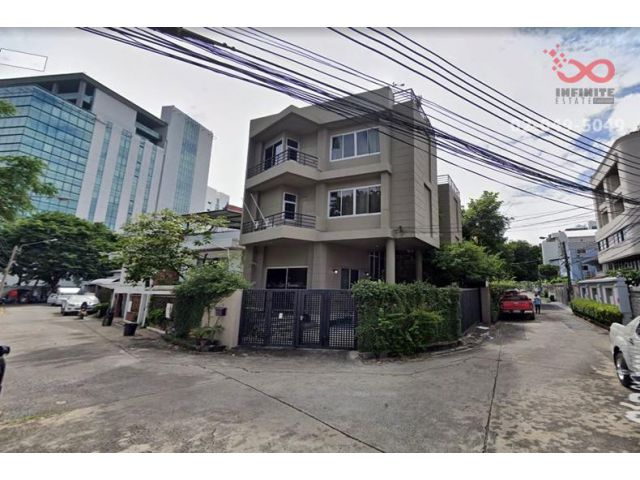 ขายบ้านเดี่ยวหลังมุม 3 ชั้น  51 ตารางวา  ซอยวิภาวดีรังสิต5 ใกล้ MRTสวนจตุจักร