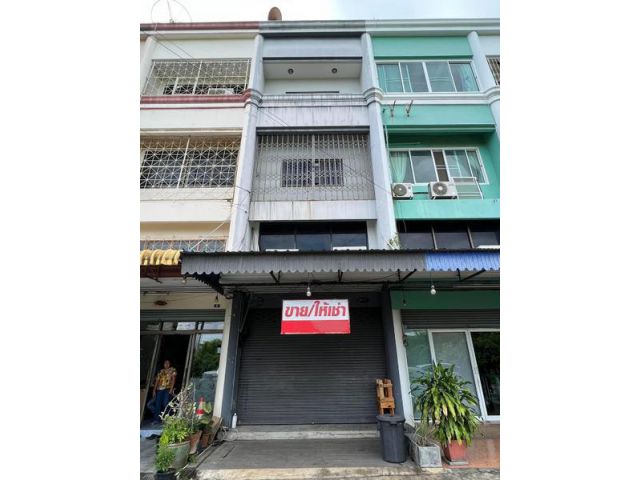 อาคารพาณิชย์3ชั้น เมืองจันทบุรี 16 ตรว 4.2ล้าน