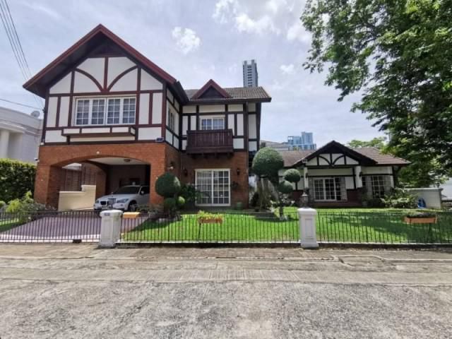 ขาย บ้านเดี่ยว2หลัง แปลงมุม หมู่บ้านสุขุมวิทการ์เด้นซิตี้ ซอยสุขุมวิท79