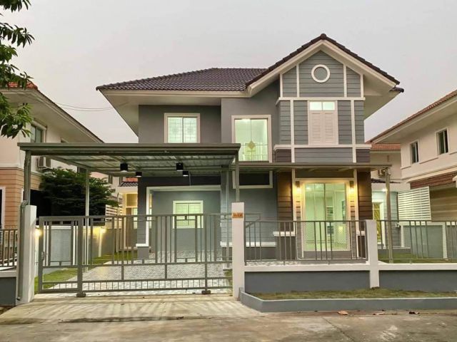 บ้านเดี่ยว 2 ชั้นทำเลบางใหญ่ #หมู่บ้านลลิลอินเดอะพาร์ค หันทิศตะวันออก ห่างถนนกาญจนาภิเษก  800 เมตร