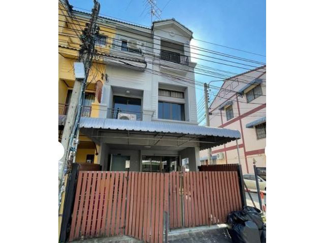 ให้เช่าทาวน์โฮม บ้านกลางเมือง รัชดา เหม่งจ๋าย