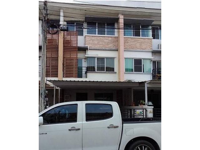 ให้เช่าทาวน์โฮม 3 ชั้น Town Plus เกษตร-นวมินทร์