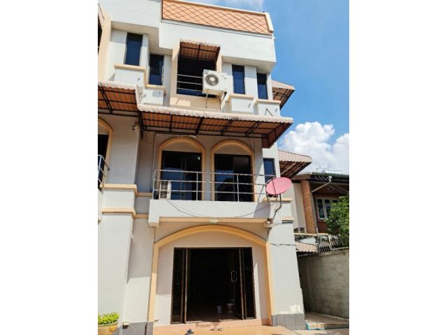 ราชเทวี เพชรบุรี BTS พญาไท Central 8นอน 200 ตรว