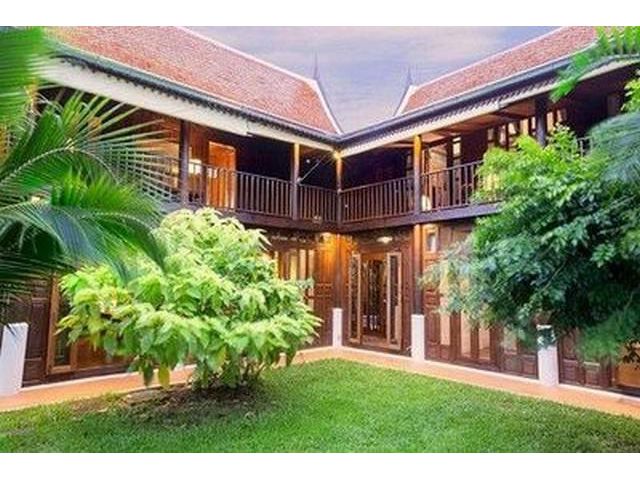 ให้เช่าบ้านทรงไทยประยุกต์ ถนนสุขุมวิท ศรีนครินทร์