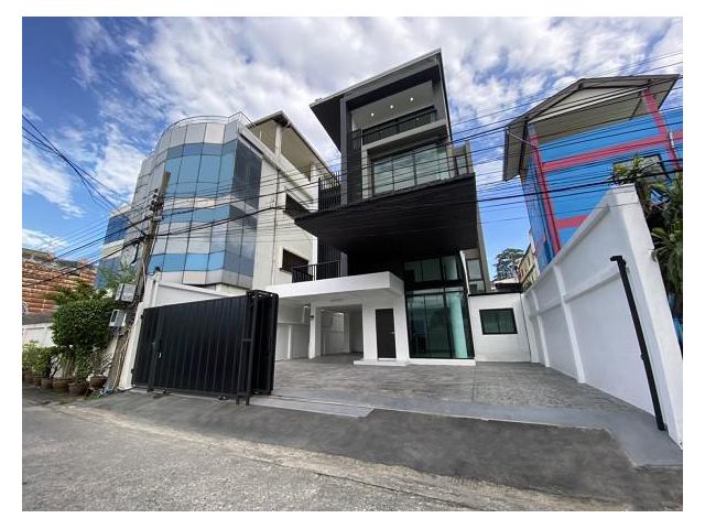ขายบ้านเดี่ยว 4 ชั้น พระราม 3 ซอย เจริญราษฎร์ 7