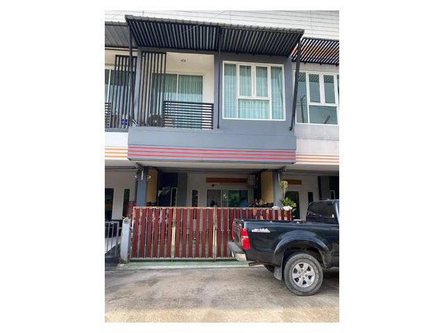 ทาวน์เฮ้า ม.เดอะ แลนด์มาร์ค อ.เมือง นครศรีธรรมราช